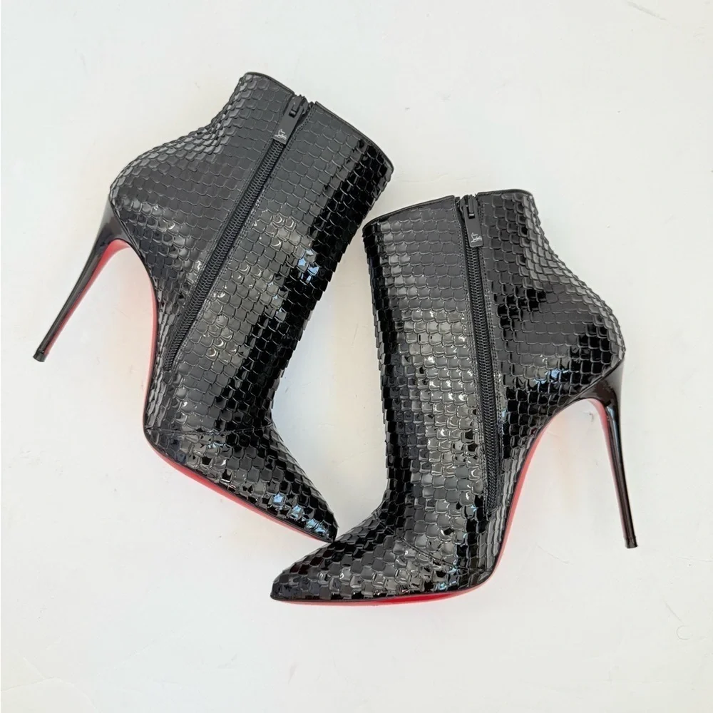 Christian Louboutin So Kate Booty 100mm patent black bird ankle boots EU 38